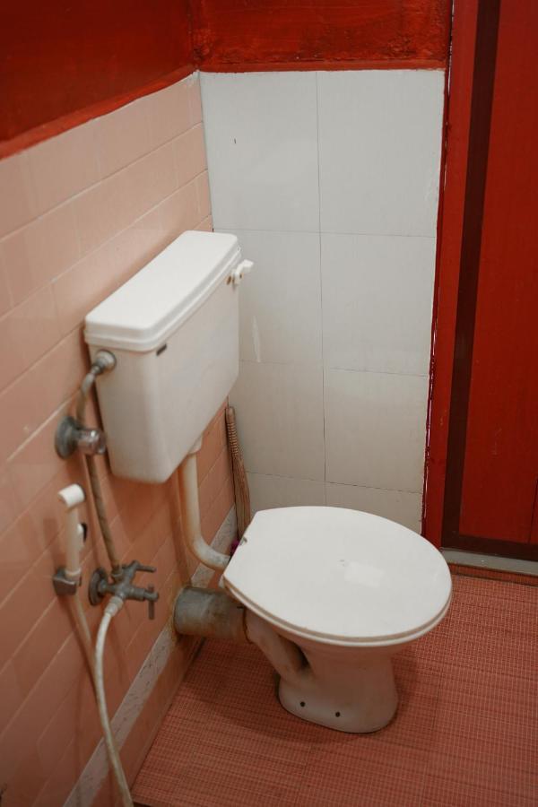 Sarigama Tourist Home Kochi Exterior photo